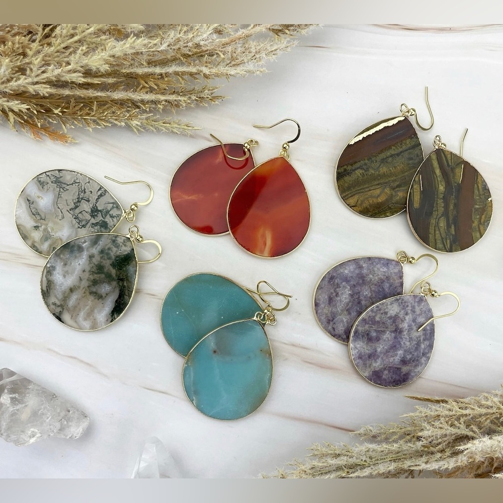 Lightweight Natural Purple Jade Gemstone Teardrop Dangle Earrings - Picture 3 of 4